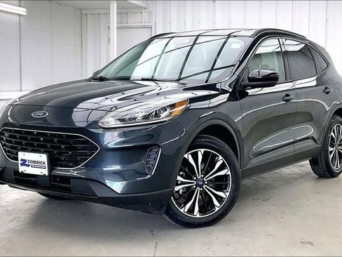 Used 2022 Ford Escape SE w/ SE Sport Appearance Package AWD/4WD image 2