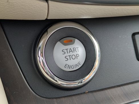 Certified 2024 Nissan Murano Platinum w/ Cargo Package image 33