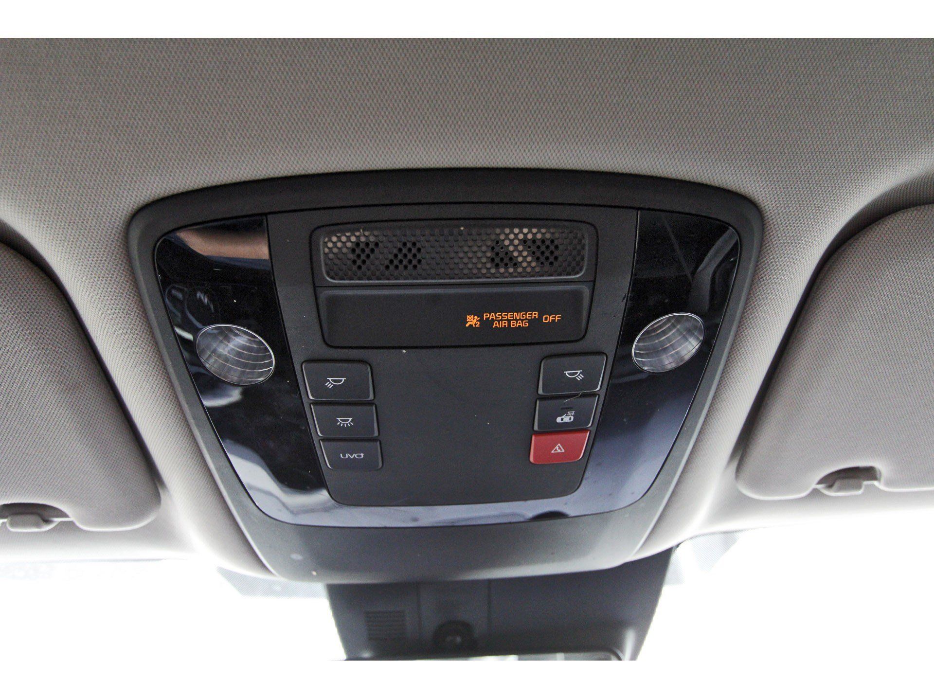 Certified 2022 Kia Carnival SX FWD image 26