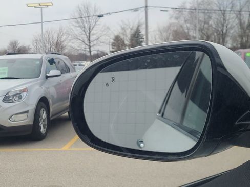 Used 2018 Kia Sorento LX w/ LX V6 Convenience Package image 23