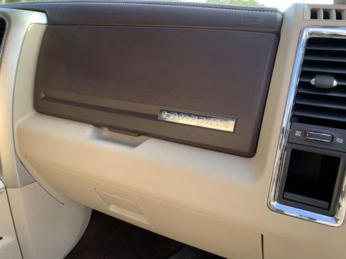 Used 2014 RAM 1500 Laramie w/ Convenience Group image 39