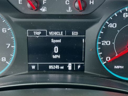 Used 2019 Chevrolet Equinox LS FWD image 8