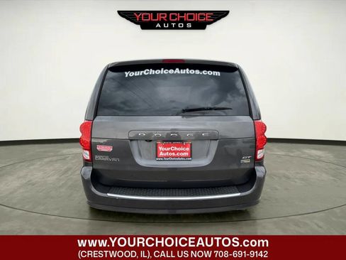 Used 2019 Dodge Grand Caravan GT FWD image 4
