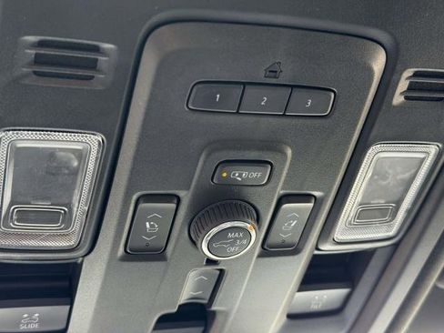 Certified 2022 GMC Yukon XL Denali image 32