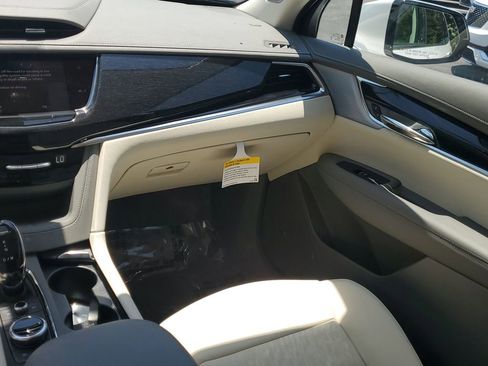 New 2025 Cadillac XT6 Premium Luxury w/ Technology Package image 16