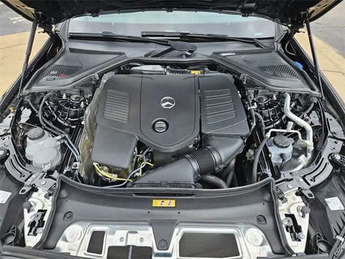 Used 2024 Mercedes-Benz E 350 4MATIC Sedan image 11