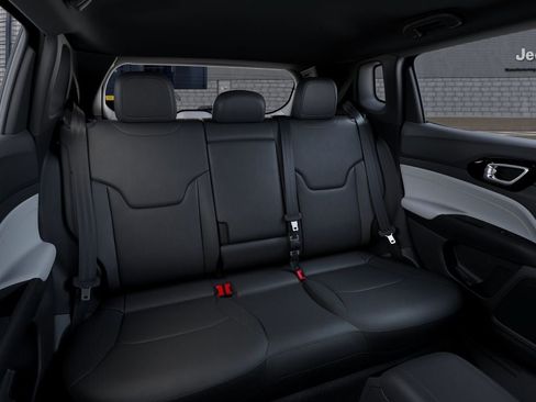 New 2026 Jeep Compass Limited AWD/4WD image 16
