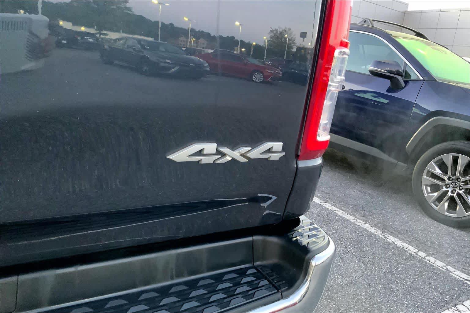 Used 2019 RAM 1500 Big Horn AWD/4WD image 9