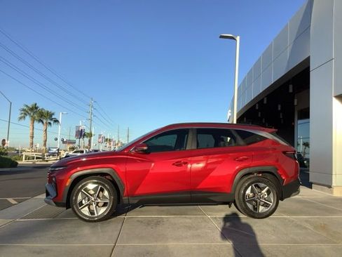 Used 2025 Hyundai Tucson SEL image 5