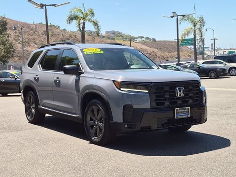 New 2026 Honda Pilot Sport image 13