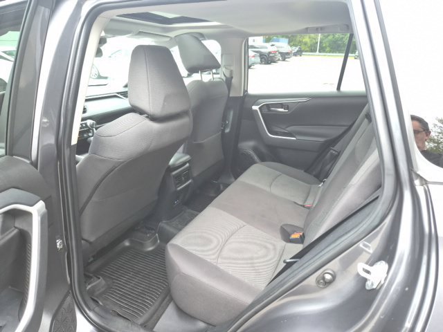 Used 2022 Toyota RAV4 XLE w/ Convenience Package AWD/4WD image 15