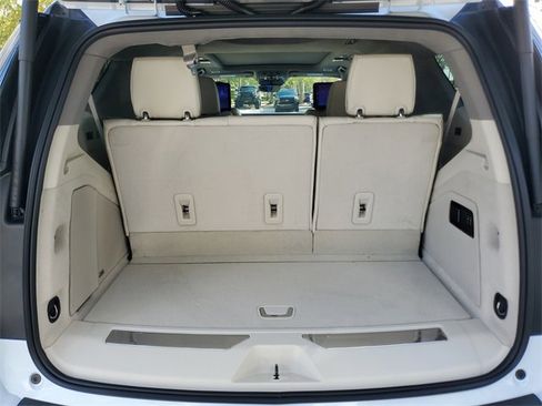 Certified 2026 Cadillac Escalade Platinum Sport image 9