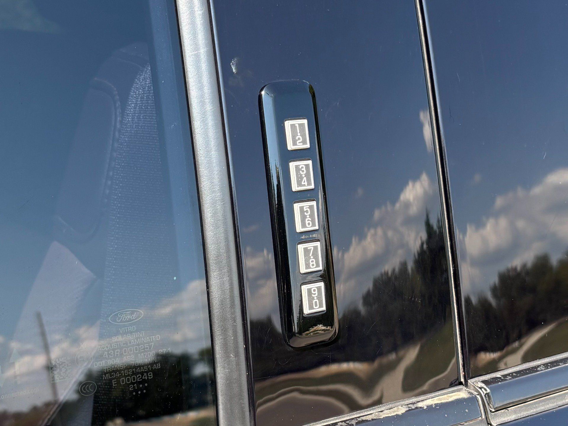 Used 2022 Ford F150 King Ranch w/ Equipment Group 601A High AWD/4WD image 12