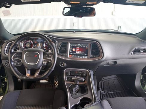 Used 2021 Dodge Challenger R/T Scat Pack RWD image 16