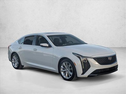 Used 2025 Cadillac CT5 Premium Luxury image 3