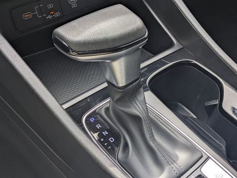 Used 2025 Hyundai Santa Cruz SEL image 16