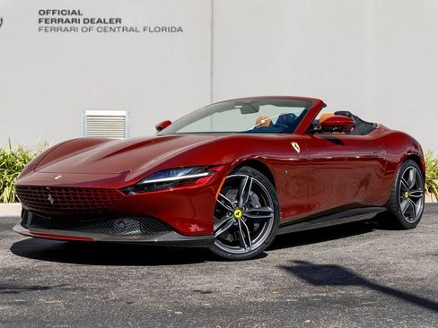 Used 2025 Ferrari Roma Spider image 1
