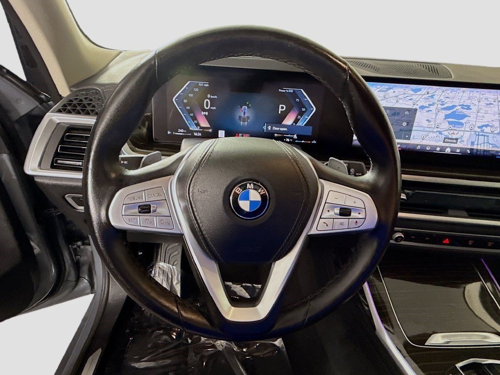 Used 2025 BMW X7 xDrive40i AWD/4WD image 12