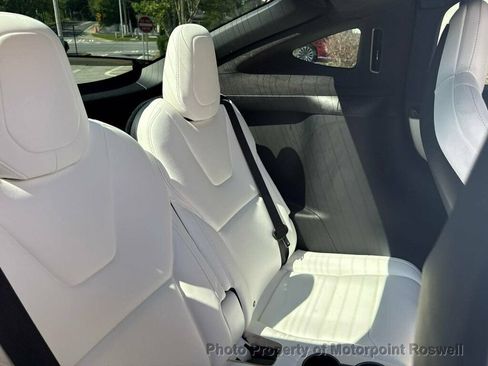 Used 2018 Tesla Model X 75D AWD/4WD image 18