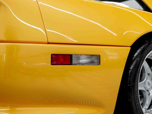 Used 1991 Chevrolet Corvette ZR-1 image 34