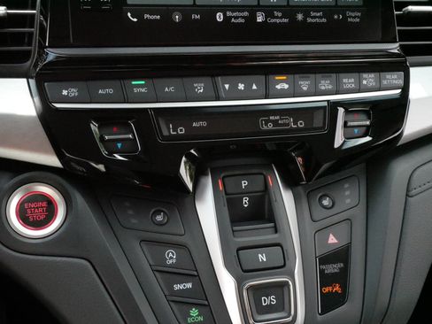 Certified 2026 Honda Odyssey EX-L image 23