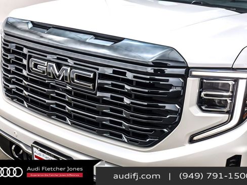 Used 2022 GMC Sierra 1500 Denali Ultimate image 13