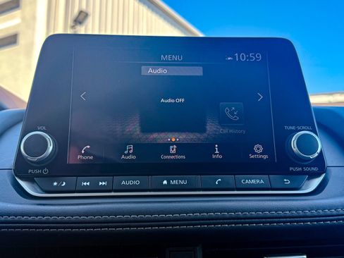 Used 2023 Nissan Rogue SV AWD/4WD image 28