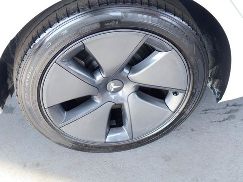 Used 2023 Tesla Model 3 Standard Range RWD image 36