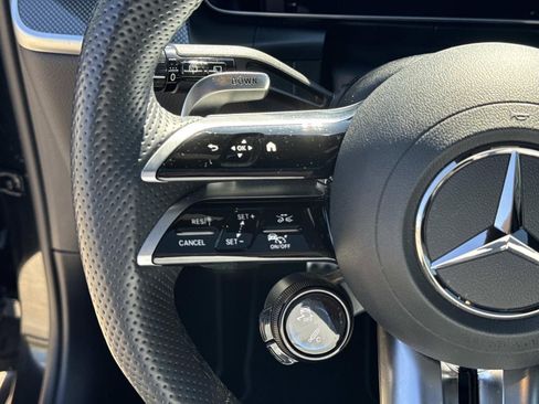 Used 2025 Mercedes-Benz GLC 43 AMG 4MATIC image 23