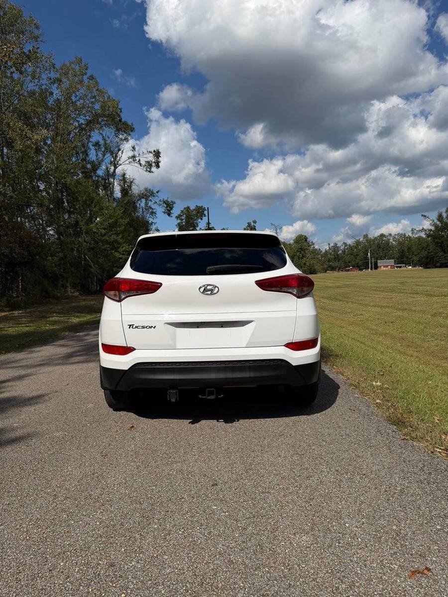 Used 2016 Hyundai Tucson SE FWD image 4