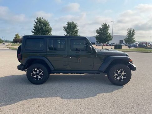 Used 2021 Jeep Wrangler Unlimited Rubicon AWD/4WD image 2