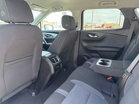 Used 2025 Chevrolet Blazer LT image 19
