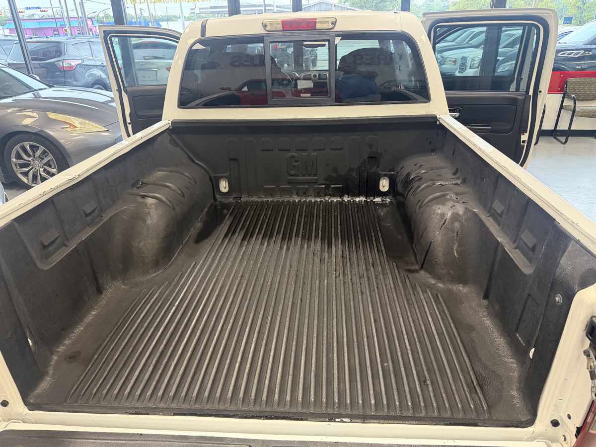 Used 2010 Chevrolet Colorado LT RWD image 20