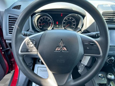 Used 2024 Mitsubishi Outlander Sport ES AWD/4WD image 28