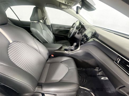 Certified 2023 Toyota Camry SE w/ Convenience Package image 43