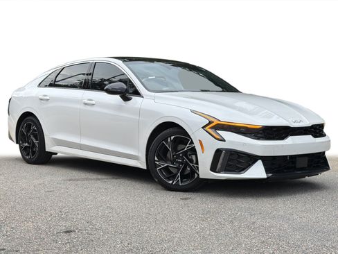 Certified 2025 Kia K5 GT-Line w/ GT-Line Premium Package FWD image 2
