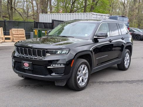 Certified 2022 Jeep Grand Cherokee Limited AWD/4WD image 10