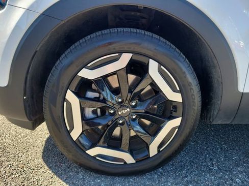 Used 2025 Kia Telluride S AWD/4WD image 6