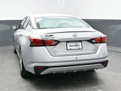 Used 2021 Nissan Altima 2.5 S image 5
