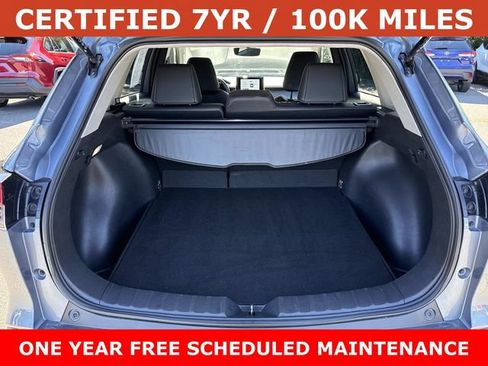 Used 2025 Toyota Corolla Cross XLE AWD/4WD image 12