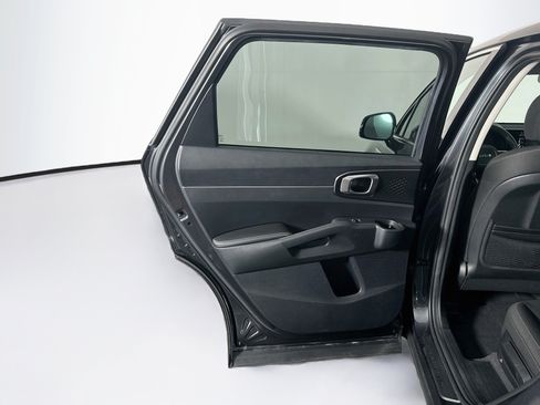 Used 2023 Kia Sorento LX FWD image 26