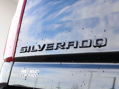 Used 2023 Chevrolet Silverado 2500 LTZ w/ LTZ Plus Package image 29