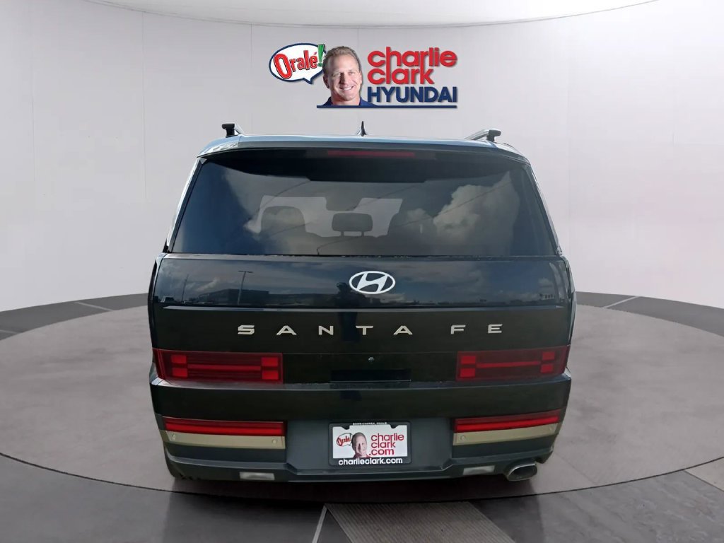 Used 2024 Hyundai Santa Fe Limited FWD image 3