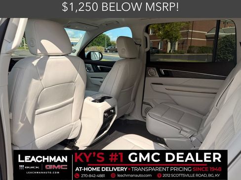 New 2026 Buick Enclave Avenir w/ Super Cruise Package FWD image 21