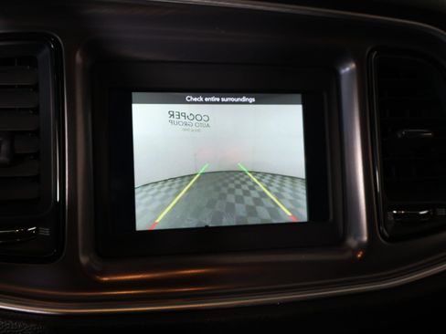 Used 2020 Dodge Challenger SXT w/ Blacktop Package RWD image 6