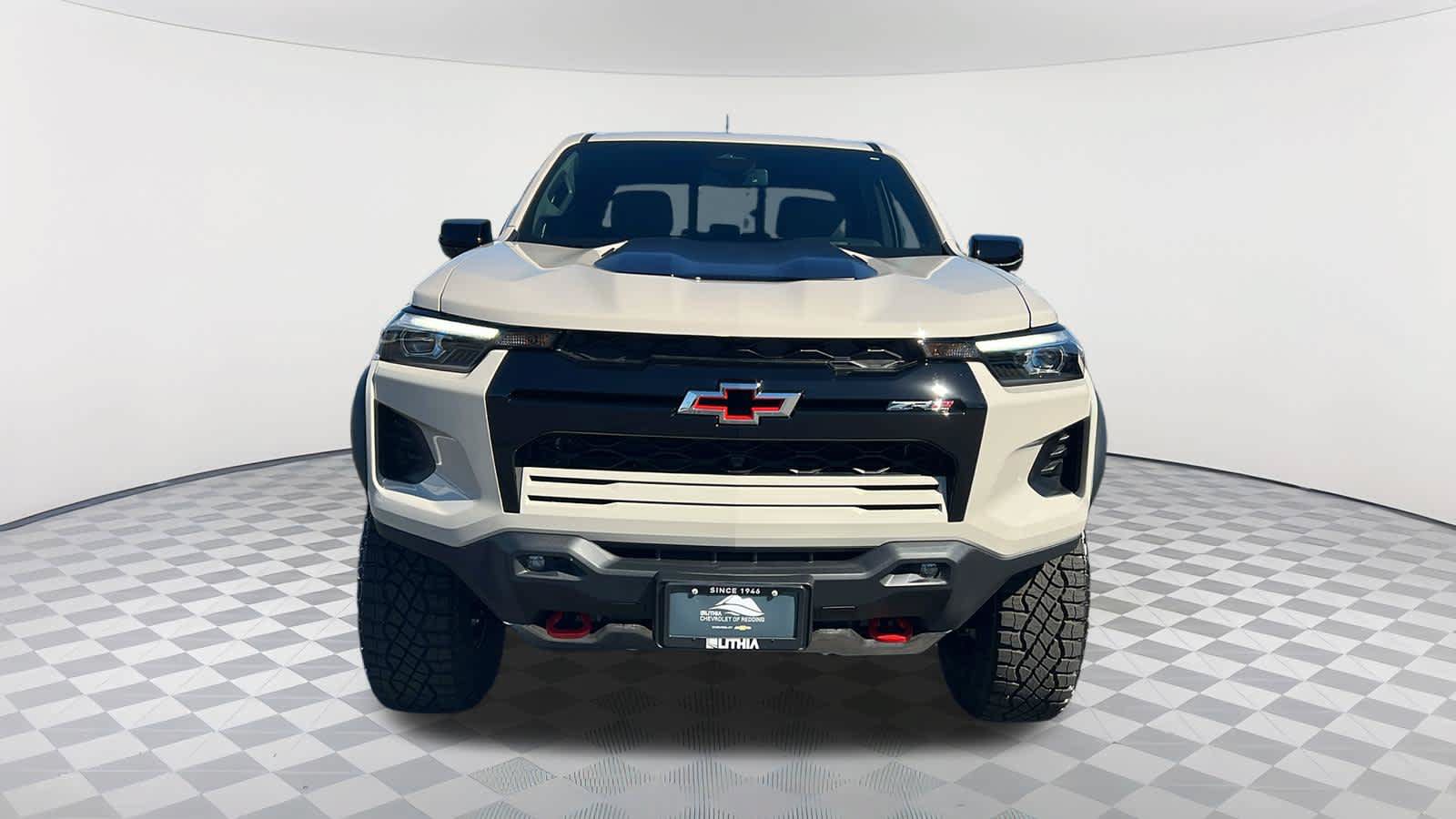 New 2026 Chevrolet Colorado ZR2 w/ Technology Package AWD/4WD image 2