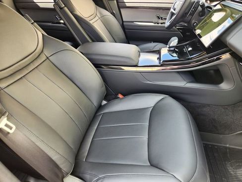 New 2026 Land Rover Range Rover Sport SE image 9