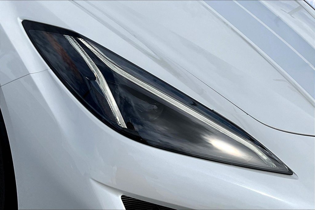 Used 2023 Chevrolet Corvette Z06 RWD image 32