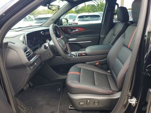 New 2026 Chevrolet Traverse RS image 8