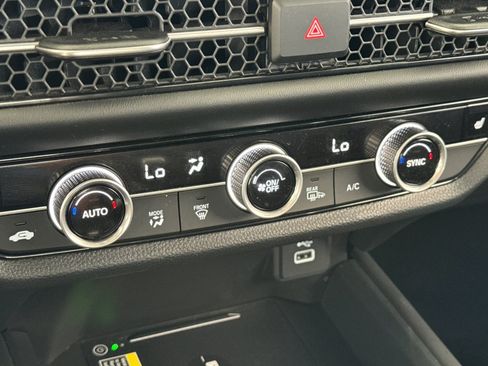 Used 2025 Honda HR-V EX-L image 18
